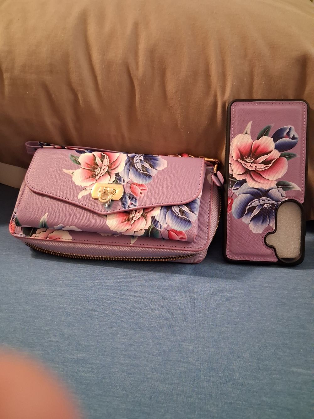 BRAND NEW Samsung Galaxy S26 Floral Crossbody Wallet Phone Case